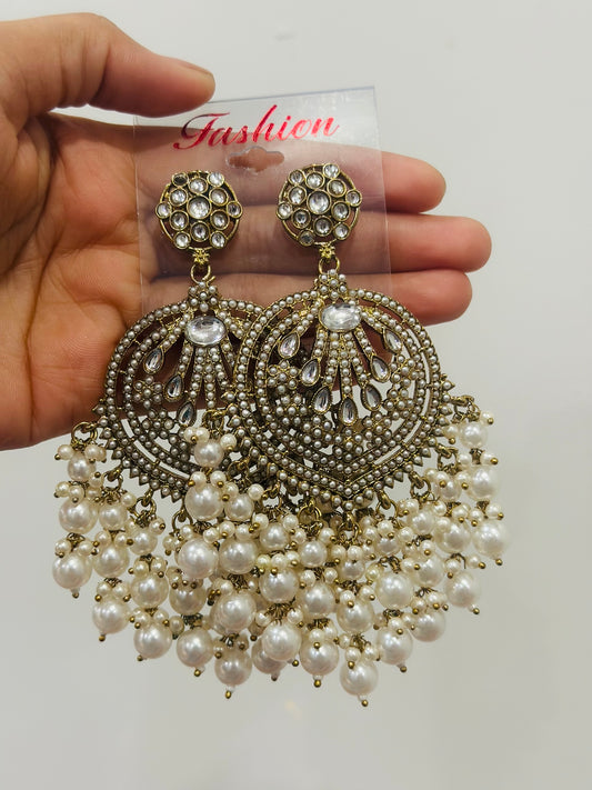 Riti- white earings