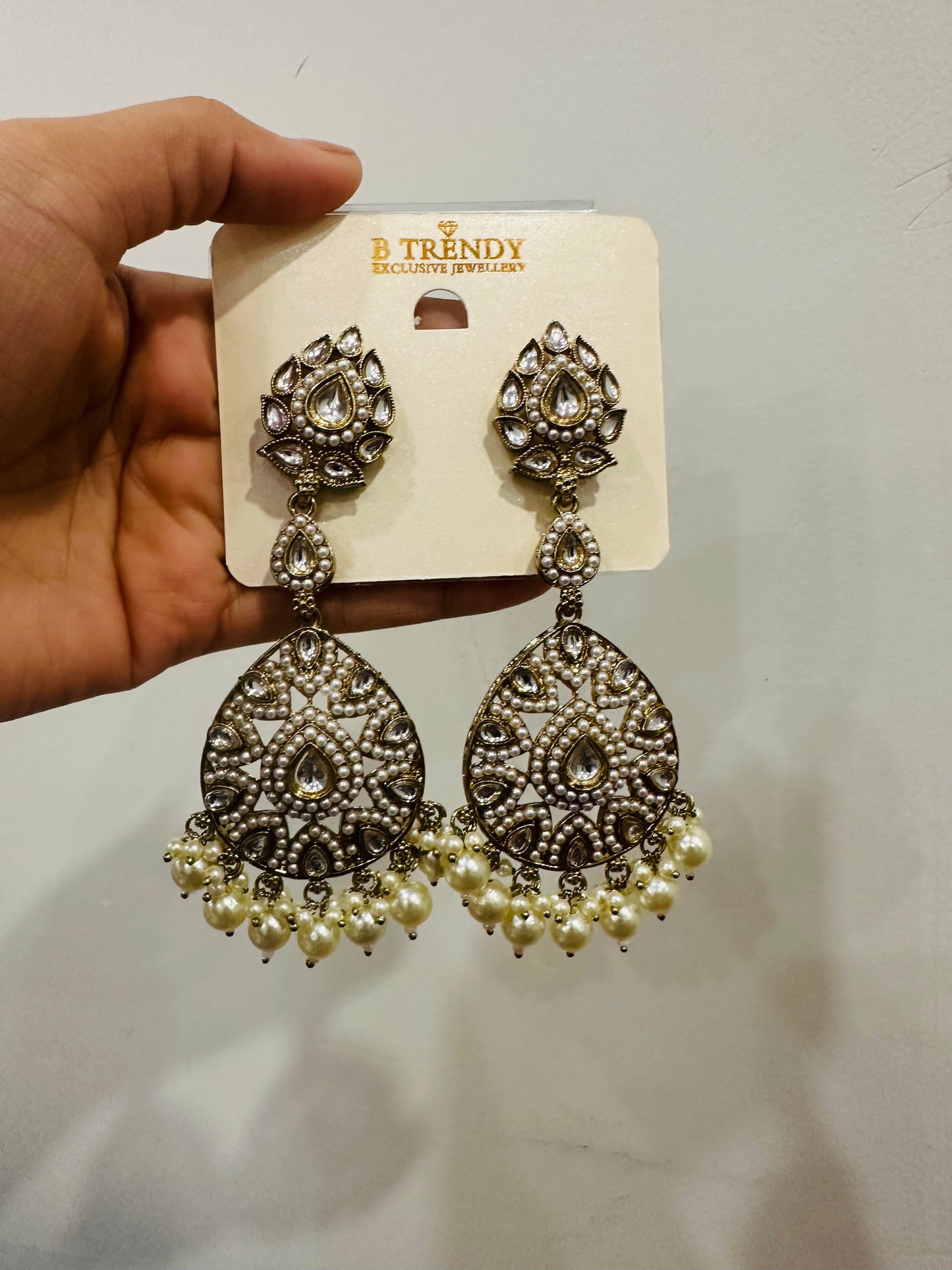 Komal- white earings